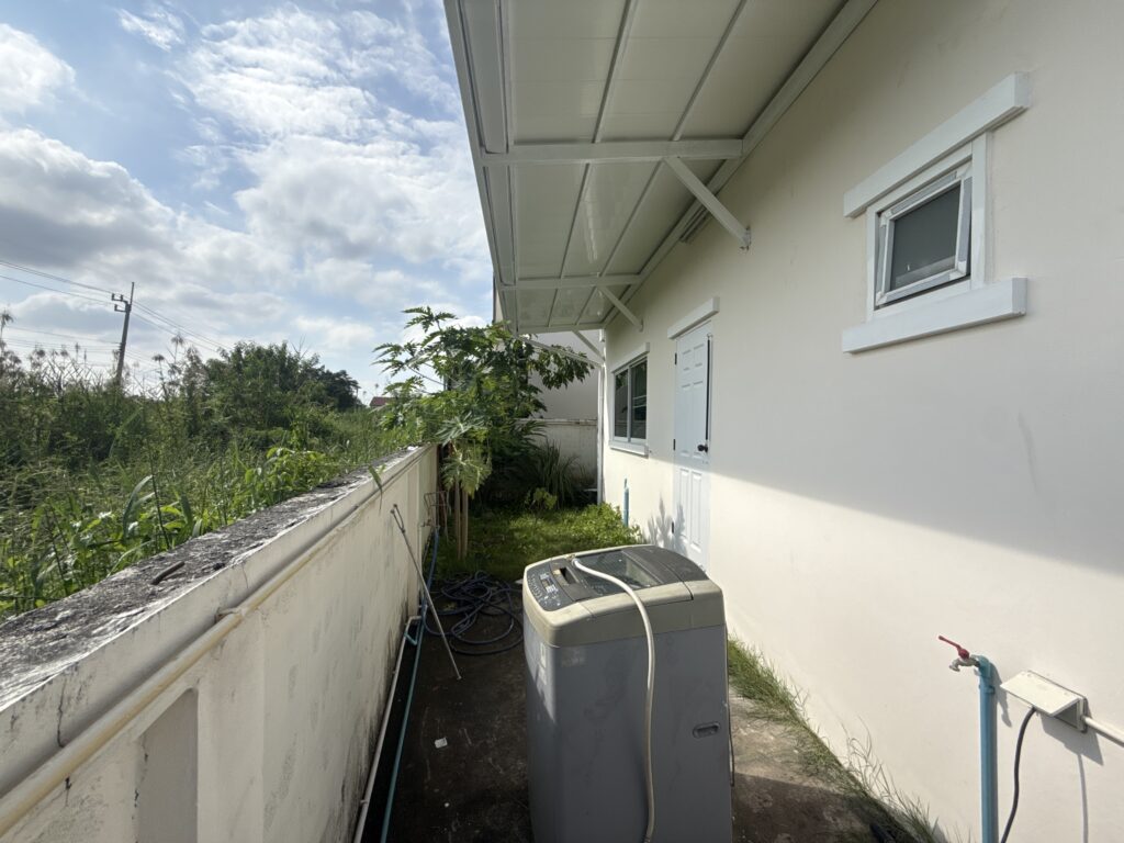 ติดตั้งหลังคาไวนิล โรงรถ บ้านเดี่ยว